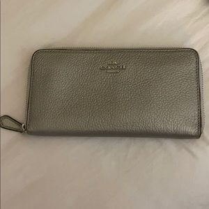 Coach wallet